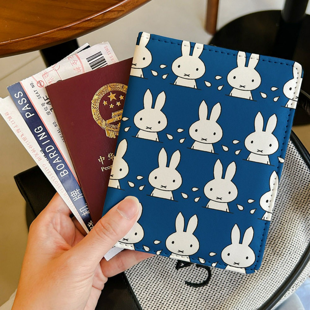 Travel Accessories For Japan Trip - かわいいミッフィーカードホルダー ID 保護カバー漫画パスポートクリップ収納ポーチ旅行軽量海外旅行ドキュメントアクセサリー