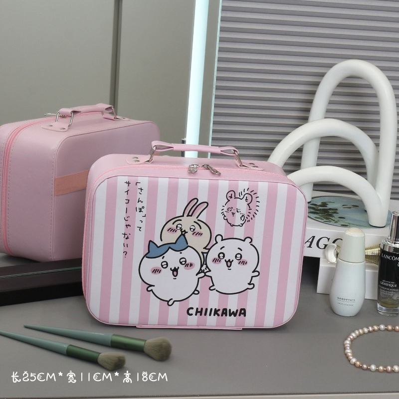 アニメちいかわうさぎ化粧品バッグポータブルスキンケアメイクア - Travel Accessories For Japan Trip のレビューと価格
