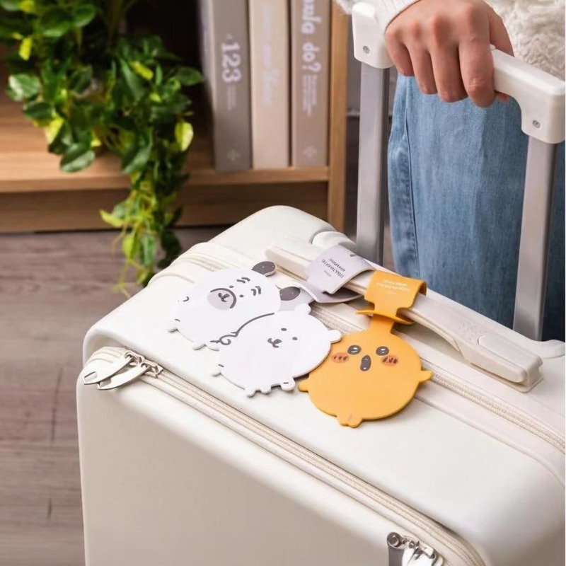 アニメちいかわジョークベア荷物タグ紛失防止厚みのある素材丈夫 - Travel Accessories For Japan Trip のレビューと価格