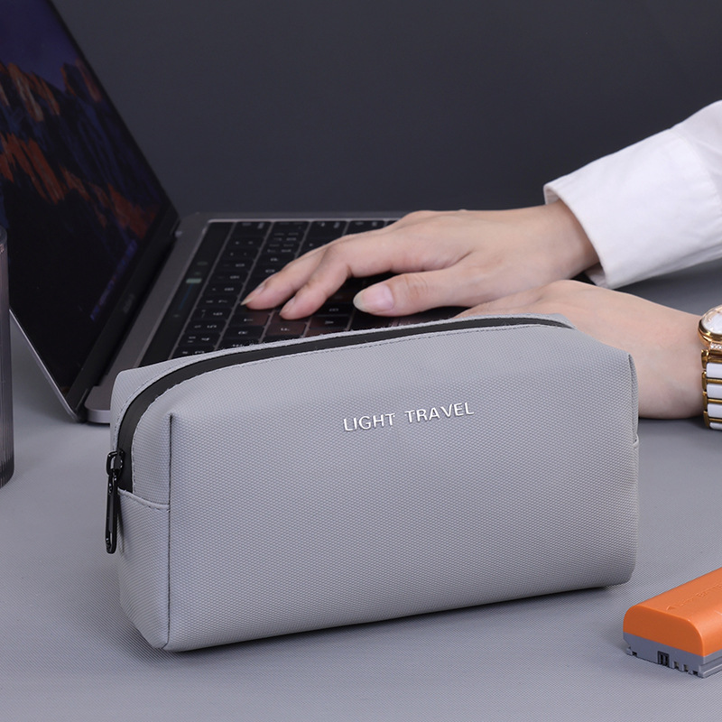 防水ポータブルトラベルオーガナイザーバッグ（充電器、ケーブル - Travel Accessories Us のレビューと価格