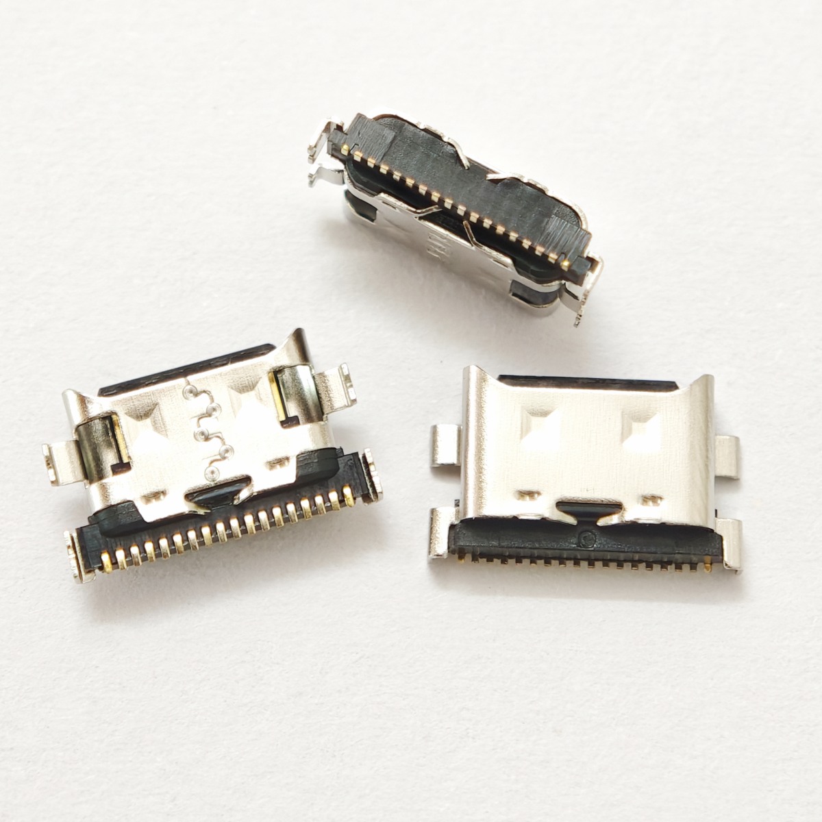 10-50個入り USB充電器 充電ドックポートコネクタープ - Travel Plug Type C のレビューと価格